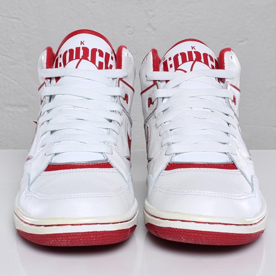 Nike Sky Force 88 Vintage White Varsity Red 4