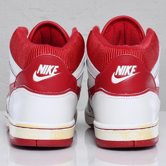 Nike Sky Force 88 Vintage White Varsity Red 5