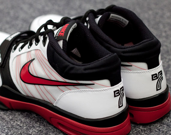 Nike Trainer 1.2 Mid Brandon Roy Pe 06