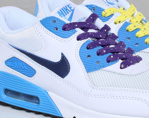 Nike Wmns Air Max 90 White Deep Royal Vibrant Blue Sns 01