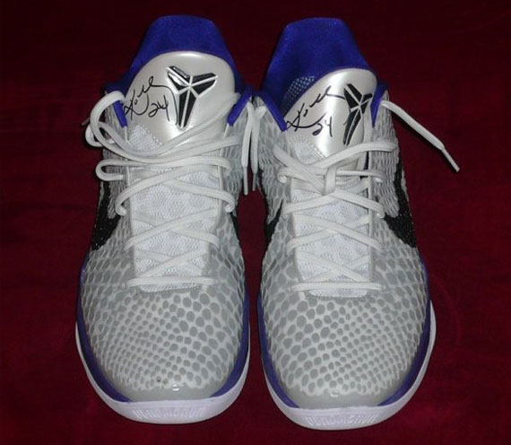 Nike Zoom Kobe Vi Concord Game Worn Autographed 01