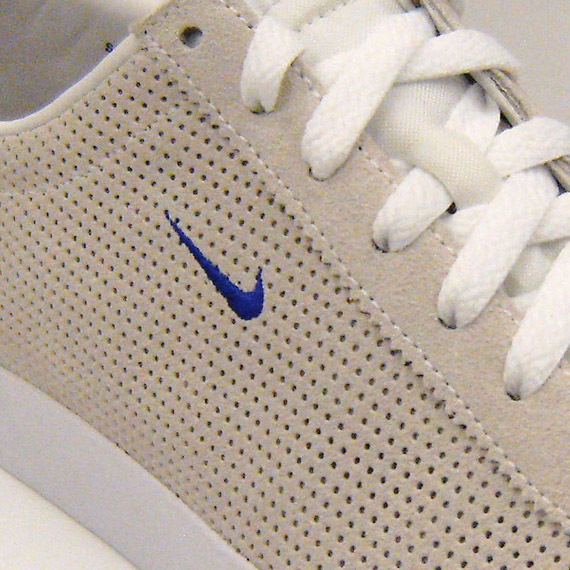 Nike Zoom Match Classic Beige White Royal 3