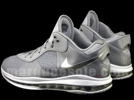 Nike LeBron 8 V2 Low – Metallic Silver