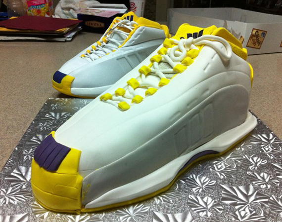 Adidas The Kobe Sneaker Cake 04