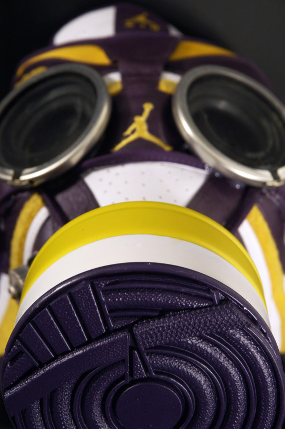 Air Jordan 1 Gas Mask 05