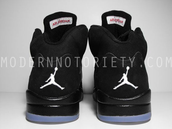 Air Jordan V Black Metallic Silver Fall 2011 01