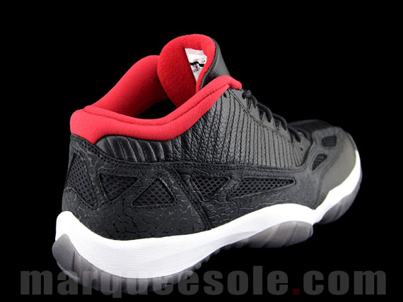 Air Jordan Xi Ie Low Blk 2011 06