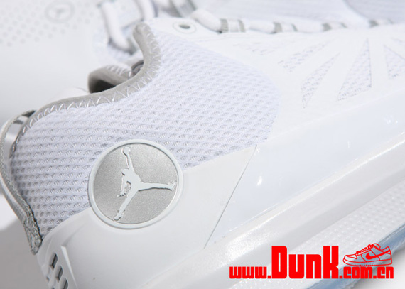 Jordan Cp3 Iv White Metallic Silver Dunk 02