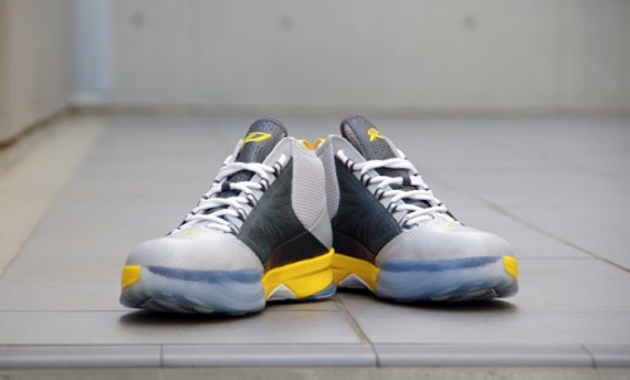 Jordan Cp3.iv Tokyo23 01