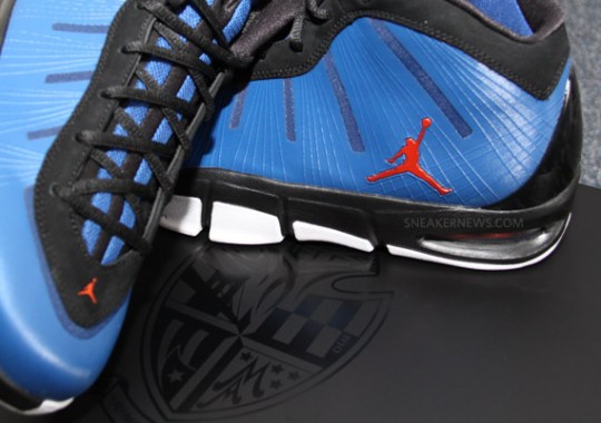 Jordan Melo M7 Advance – Knicks PE | Collector’s Box Edition