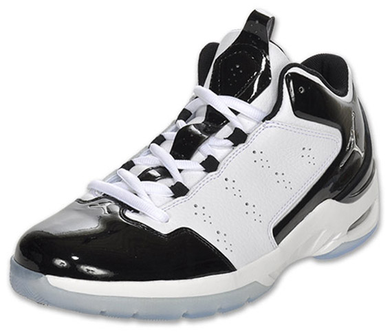 Jordan Play In These Q White Metallic Silver Black 2