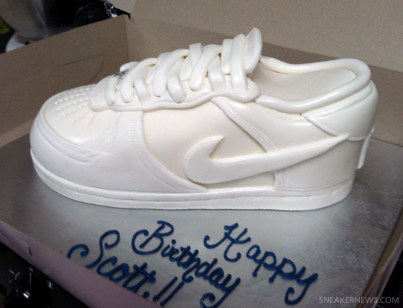 Nike Air Force 1 Low White Cake 04