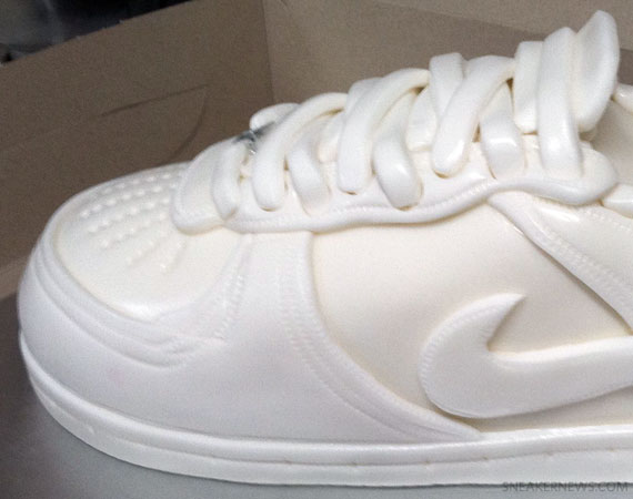 Nike Air Force 1 Low White Cake 05