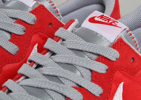 Nike Challenger – Challenge Red – White – Grey