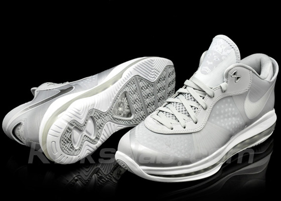 Nike LeBron 8 V/2 Low - Wolf Grey - White - Metallic Silver | New Images