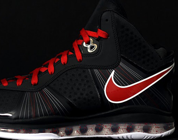 Nike LeBron 8 V/2 'Portland' - New Images