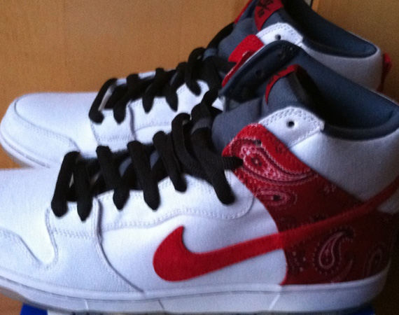 Nike SB Dunk High 'Cheech & Chong' - Available on eBay