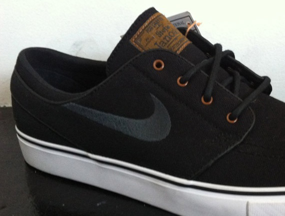 Nike Sb Stefan Janoski Black Canvas 1