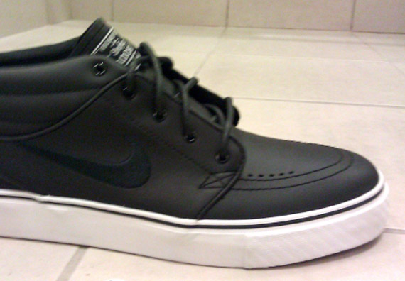 Nike SB Zoom Stefan Janoski Mid 'Waterproof' - Holiday 2011