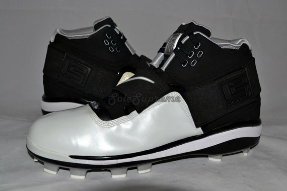 Nike Zoom Soldier Iii Cleats 03