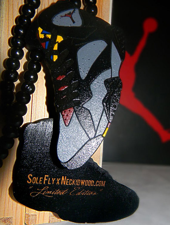 Solefly Neckidwood Bordeaux 02
