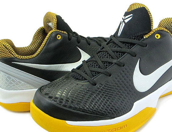 Nike Zoom Kobe Venomenon - Black - Metallic Silver - Del Sol - Lightbulb