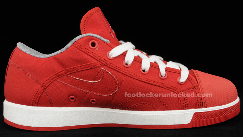 Jordan Sky High Retro Low Varsity Redwhitestealth 2