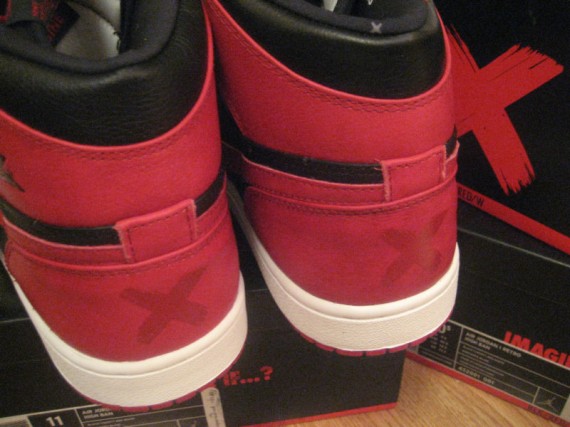 Air Jordan 1 Banned 03 570x427