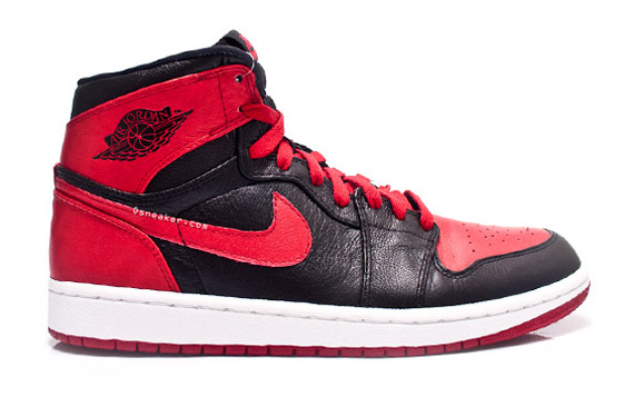 Air Jordan 1 Banned Osneaker 09