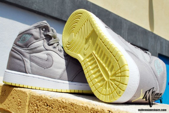 Air Jordan 1 Retro High GS - Grey - White - Yellow - Blue