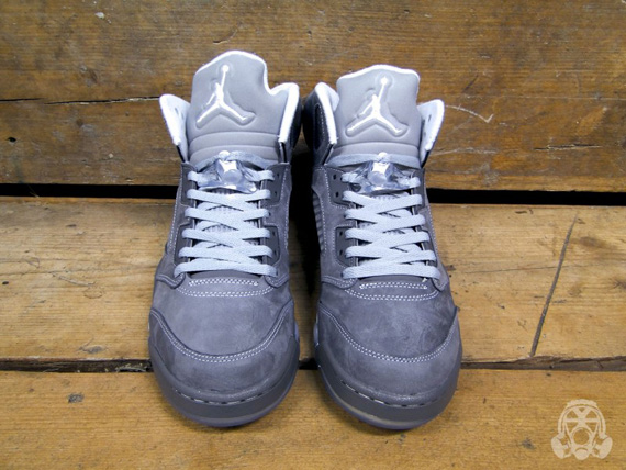 air-jordan-v-wolf-grey-footpatrol-04 Air Jordan V Wolf Grey Footpatrol 04