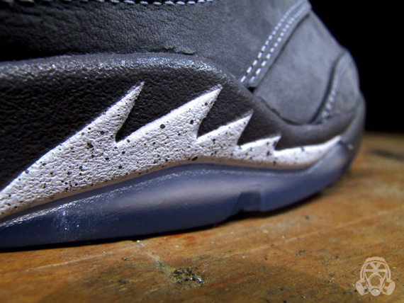 air-jordan-v-wolf-grey-footpatrol-06 Air Jordan V Wolf Grey Footpatrol 06