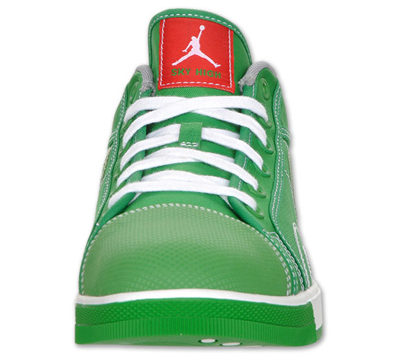 Jordan Sky High Retro Low Green White Finishline 06