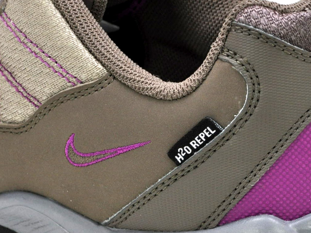 Nike Acg Tengu Khaki Smoke Olive Berry 6