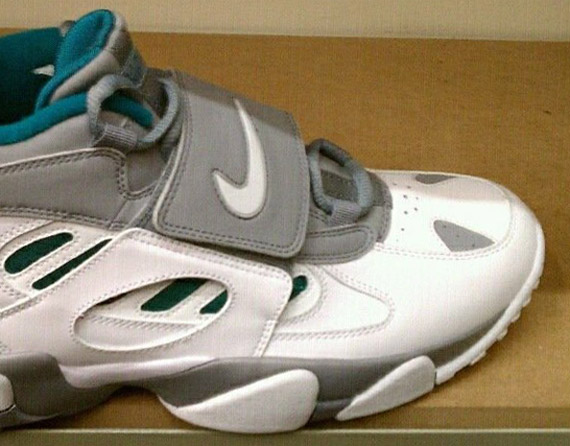 Nike Air Diamond Turf 2 Spring 2012 4