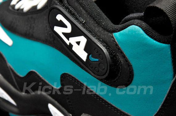 Nike Air Griffey Max 1 Black Freshwater Kickslab 07