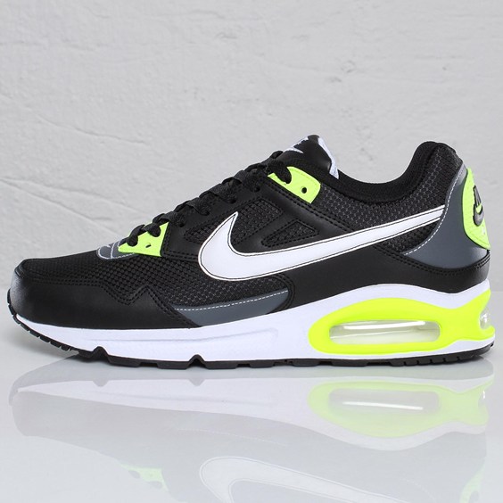 Nike Air Max Skyline Black White Grey Neon 1