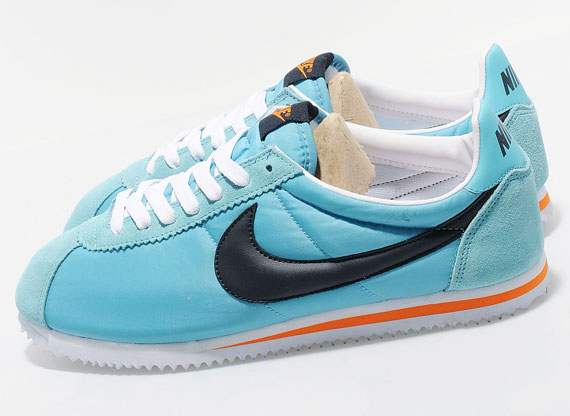 Nike Classic Cortez Nylon Blue Orange 05