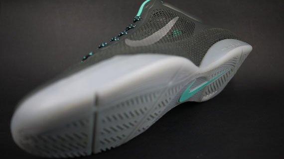 Nike Hyperfuse Low Ebyl 15