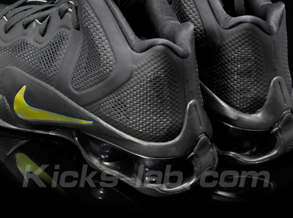 Nike Hypershox – Black – Metallic Swoosh