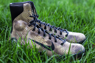 Nike Kobe 9 High Ext Qs Snakeskin Rd Thumb