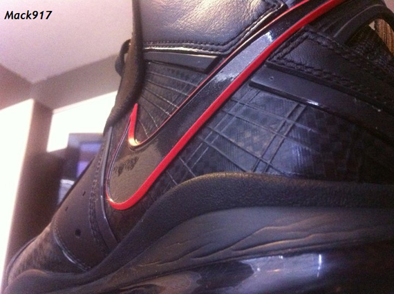 nike-lebron-8-blackout-red-custom-06 Nike Lebron 8 Blackout Red Custom 06