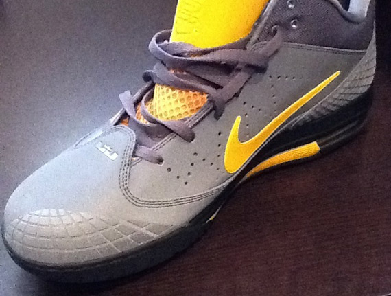 Nike Lebron Ambassador Iv Grey Black Yellow 1