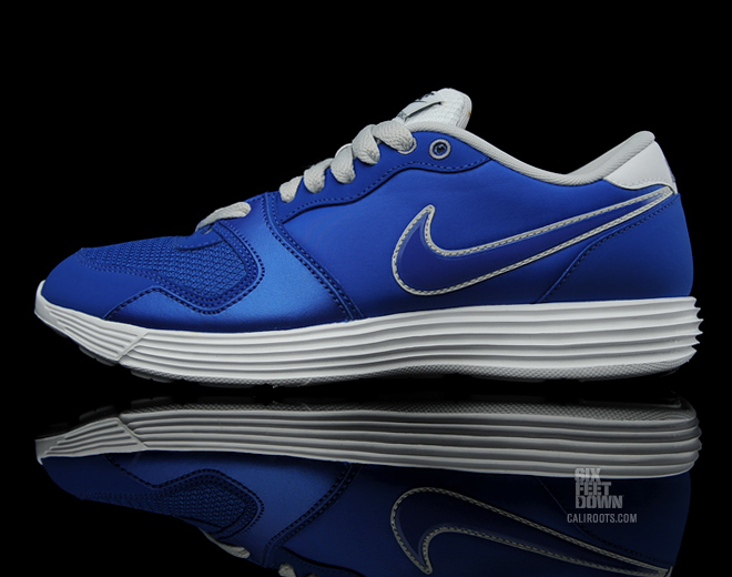 Nike Lunar Racer Vengeance Varsity Royal 1