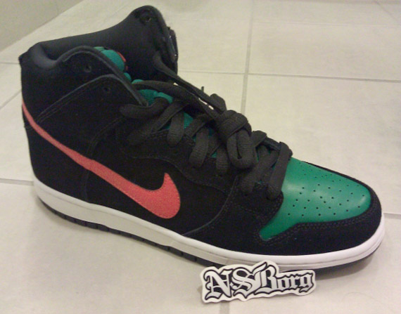 Nike Sb Dunk High Jagermeister 2