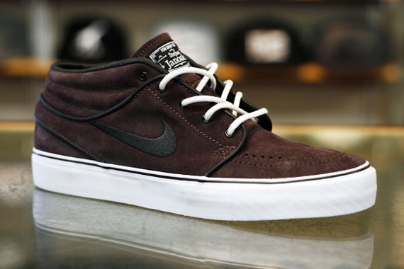 Nike Sb May 2011 Tactics 02