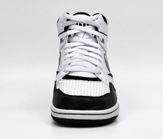 Nike Sky Force 88 Mid White Black 04