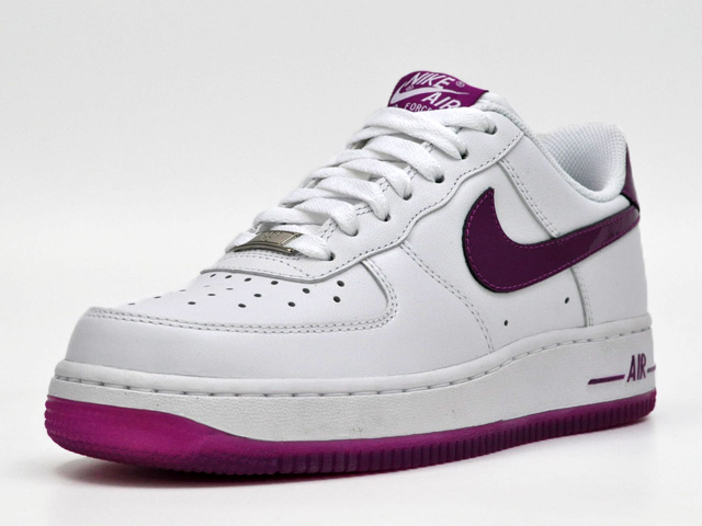 Nike Wmns Air Force 1 Low White Bold Berry 2