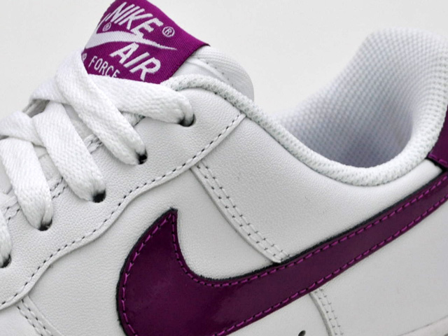 Nike Wmns Air Force 1 Low White Bold Berry 6