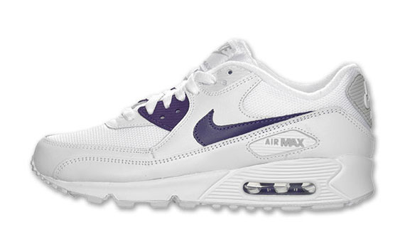 Nike Wmns Air Max 90 White Club Purple Finishline 02